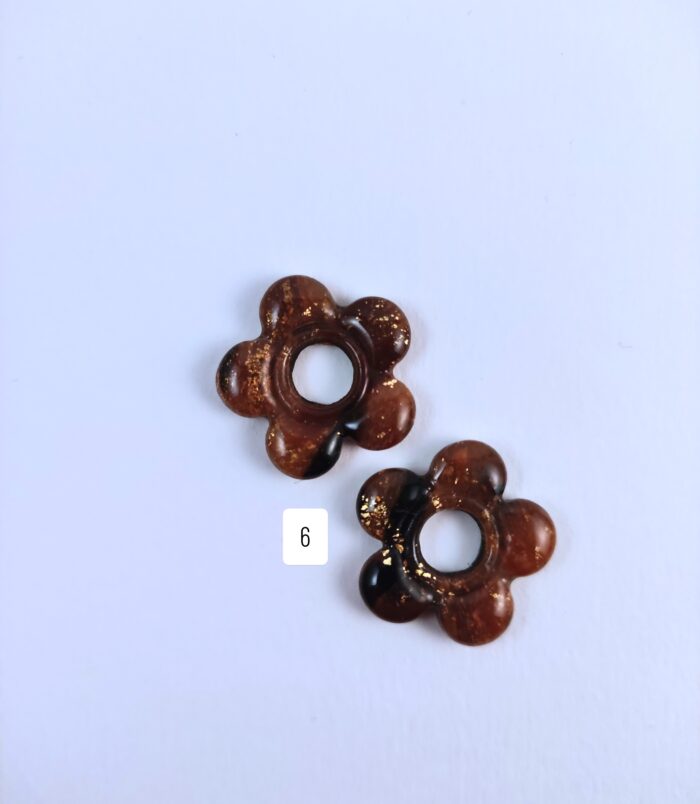 e1845b50-701f-4dce-9315-091a3d7b08fc e1845b50-701f-4dce-9315-091a3d7b08fc