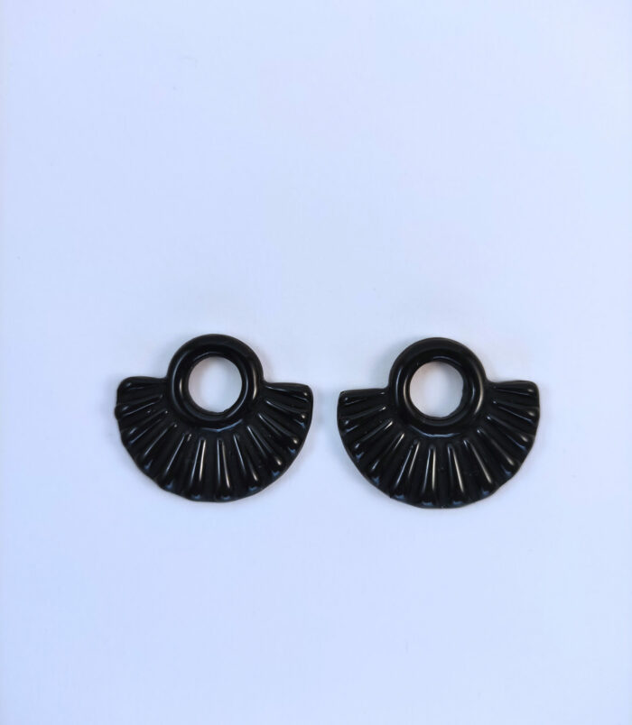 a2f65869-10f8-432f-bb43-7f155dbcc204