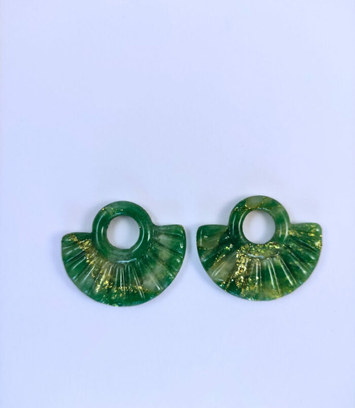 a33e170b-2bb0-4c7e-96bb-efb9ae86b4cf