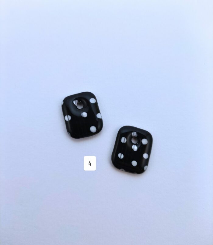 0e0e7111-a832-43fc-9921-e8a07a4f38e5